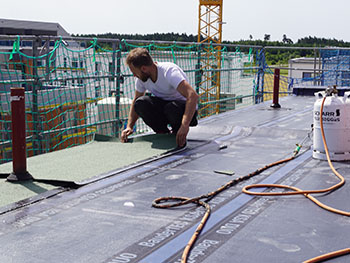 Flachdach schweißen in Augsburg